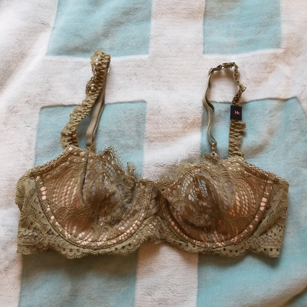 Victoria's Secret DREAM ANGELS wicked uplift bra